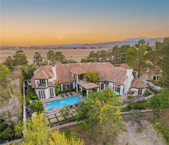 14 Innisbrook Avenue, Las Vegas, NV 89113