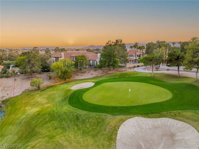 14 Innisbrook Avenue, Las Vegas, NV 89113