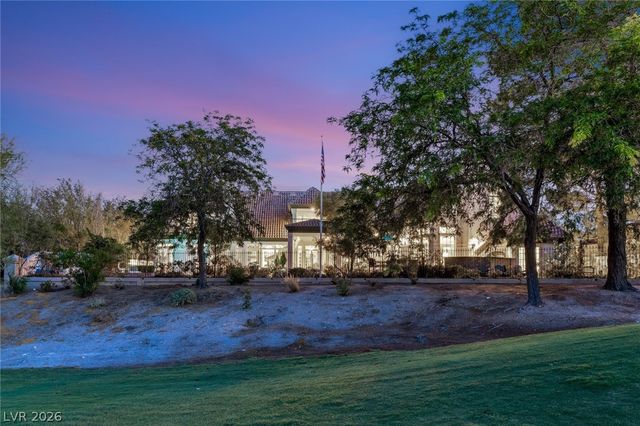 14 Innisbrook Avenue, Las Vegas, NV 89113