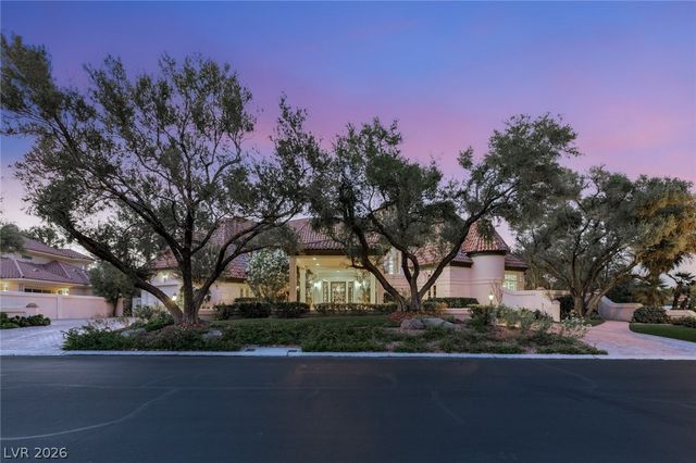14 Innisbrook Avenue, Las Vegas, NV 89113