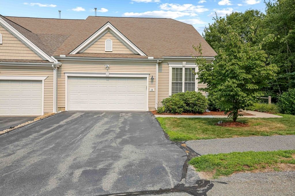 68 Buttercup Ln 68, Grafton, MA 01560