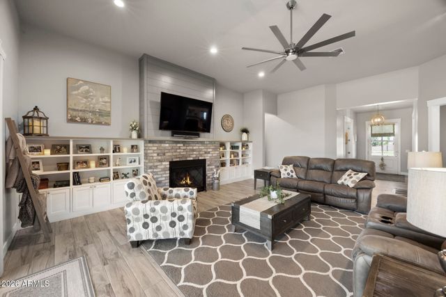 2505 S 199TH Avenue, Buckeye, AZ 85326