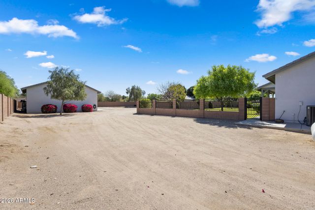 2505 S 199TH Avenue, Buckeye, AZ 85326