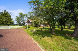 392 EXTONVILLE RD, Allentown, NJ 08501