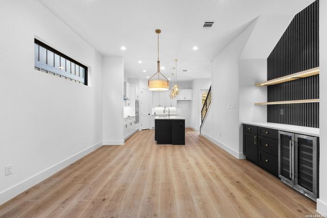 111 Dowdy, San Antonio, TX 78204