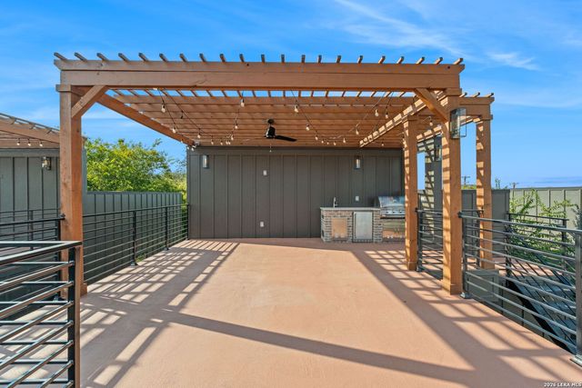 111 Dowdy, San Antonio, TX 78204