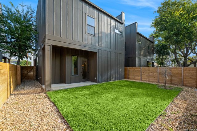 111 Dowdy, San Antonio, TX 78204