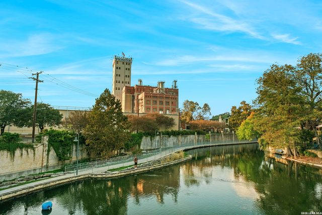 111 Dowdy, San Antonio, TX 78204