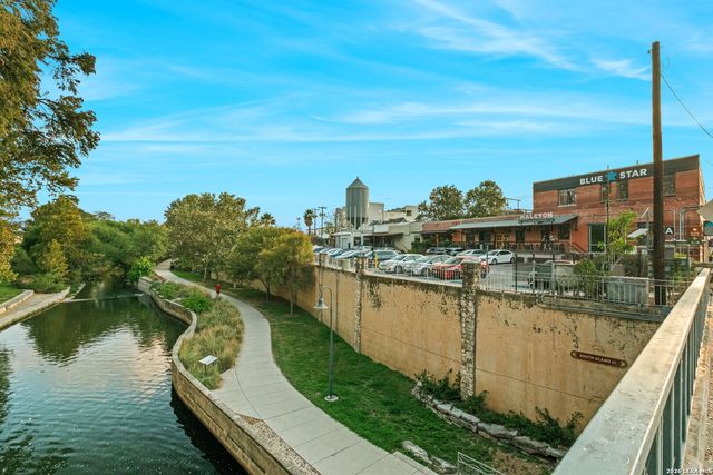 111 Dowdy, San Antonio, TX 78204