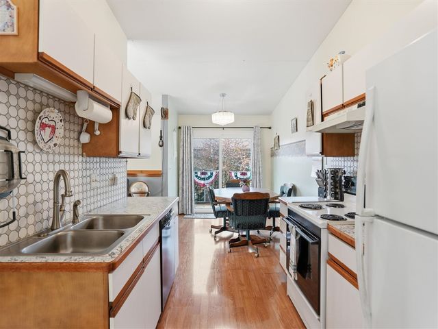 36796 Lakeview Lane, Richmond, MI 48062