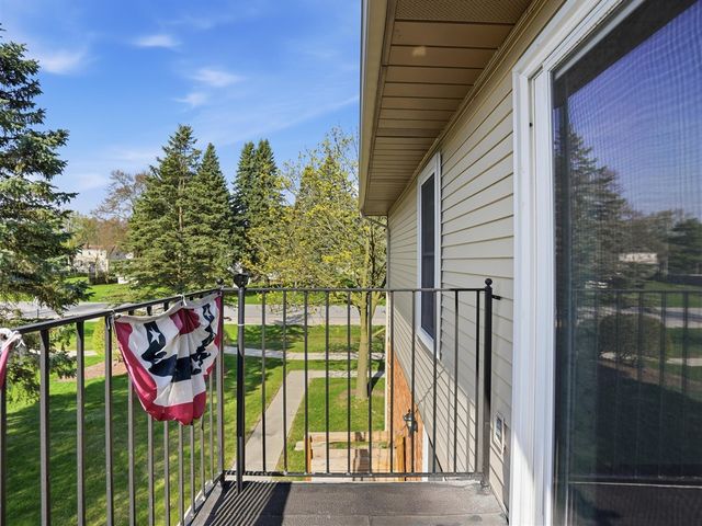 36796 Lakeview Lane, Richmond, MI 48062