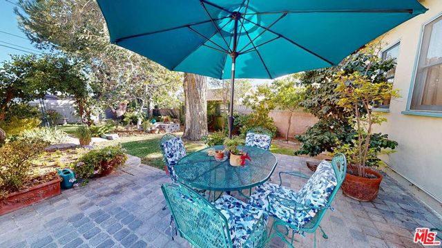 842 E Walnut Avenue, Burbank, CA 91501