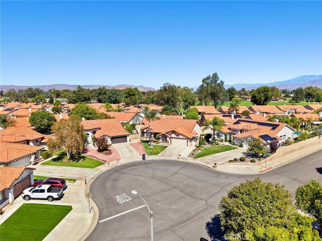 1763 Kiwi Circle, Hemet, CA 92545