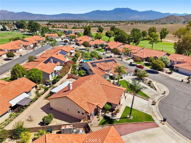 1763 Kiwi Circle, Hemet, CA 92545