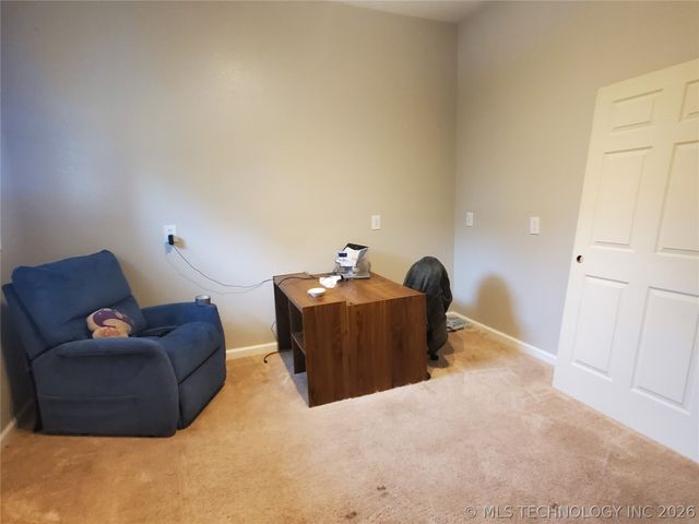 300 W Jackson Avenue, Mcalester, OK 74501