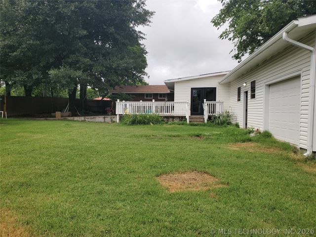 300 W Jackson Avenue, Mcalester, OK 74501