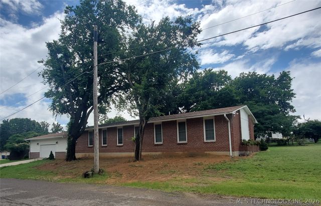 300 W Jackson Avenue, Mcalester, OK 74501
