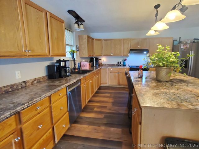 300 W Jackson Avenue, Mcalester, OK 74501