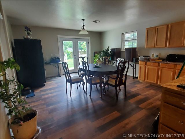 300 W Jackson Avenue, Mcalester, OK 74501