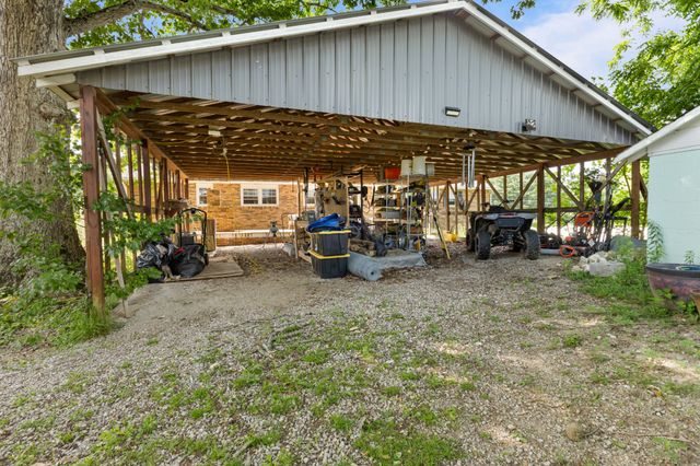2658 Pickett Park Hwy, Jamestown, TN 38556