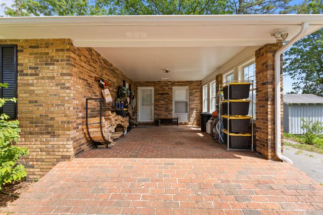 2658 Pickett Park Hwy, Jamestown, TN 38556