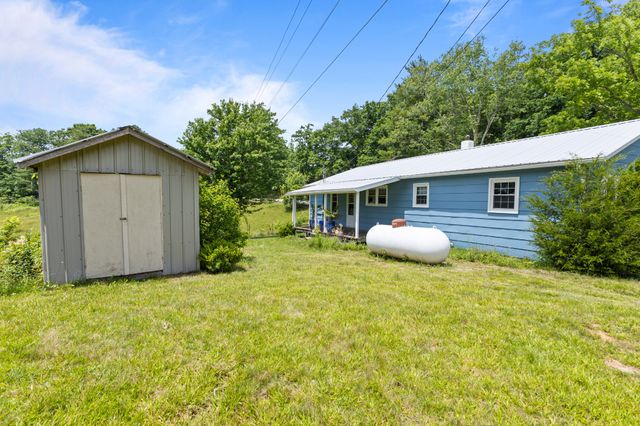 2658 Pickett Park Hwy, Jamestown, TN 38556