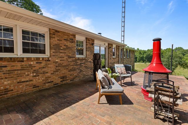 2658 Pickett Park Hwy, Jamestown, TN 38556