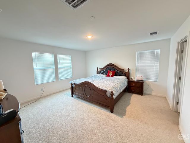 6222 Marconi Avenue, Bakersfield, CA 93313