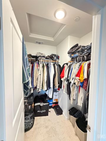 6222 Marconi Avenue, Bakersfield, CA 93313