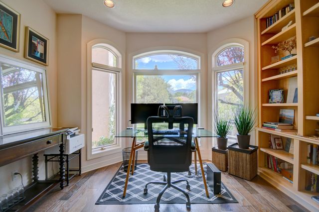 11232 Woodmar Lane NE, Albuquerque, NM 87111