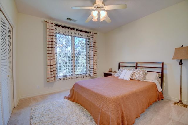11232 Woodmar Lane NE, Albuquerque, NM 87111