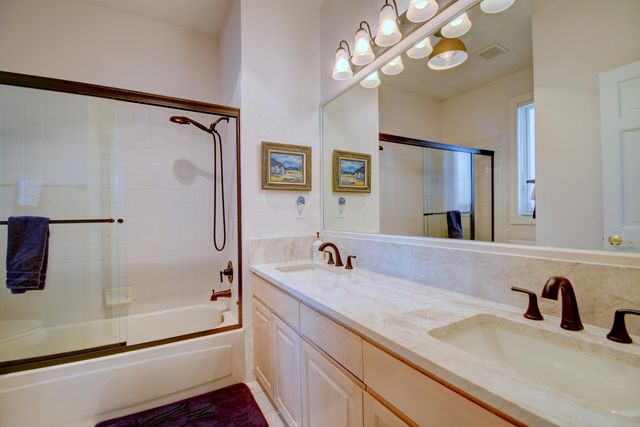 11232 Woodmar Lane NE, Albuquerque, NM 87111