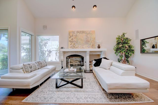 11232 Woodmar Lane NE, Albuquerque, NM 87111