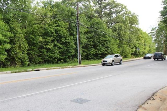 1582 Wellborn Road, Lithonia, GA 30058