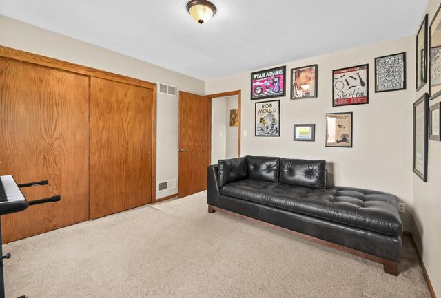 2512 Rebecca DRIVE, Racine, WI 53402