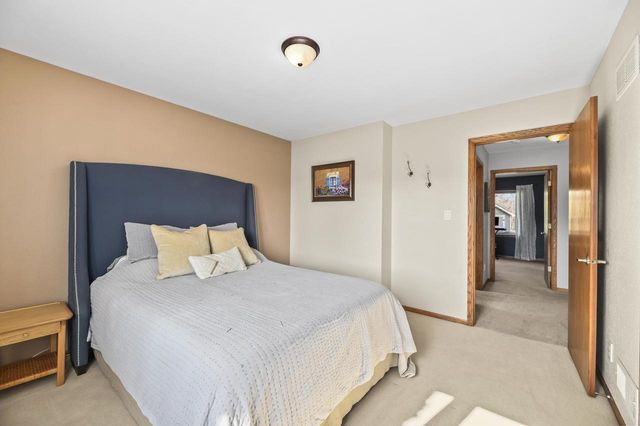 2512 Rebecca DRIVE, Racine, WI 53402