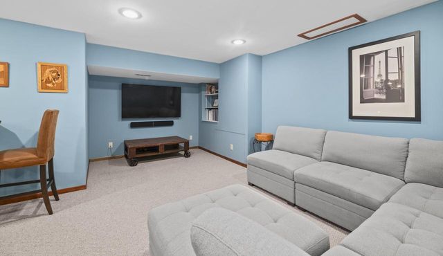 2512 Rebecca DRIVE, Racine, WI 53402