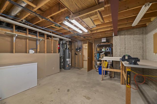 2512 Rebecca DRIVE, Racine, WI 53402