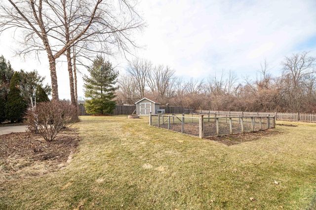 2512 Rebecca DRIVE, Racine, WI 53402