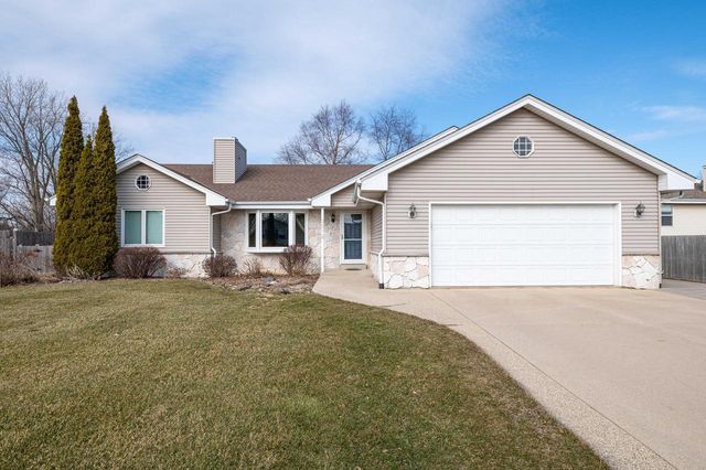 2512 Rebecca DRIVE, Racine, WI 53402