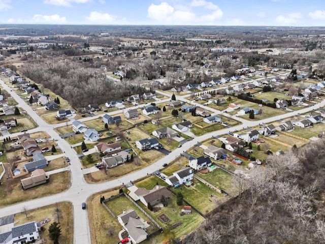 2512 Rebecca DRIVE, Racine, WI 53402