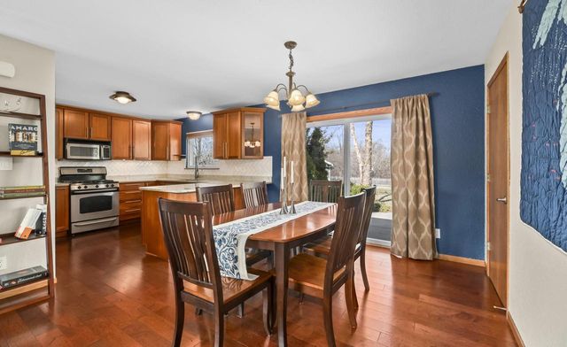 2512 Rebecca DRIVE, Racine, WI 53402