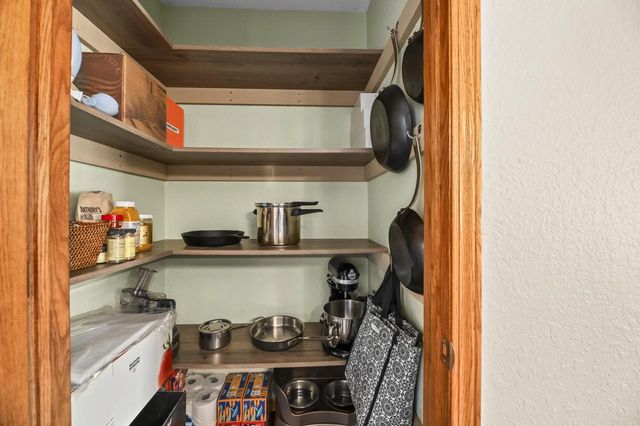 2512 Rebecca DRIVE, Racine, WI 53402