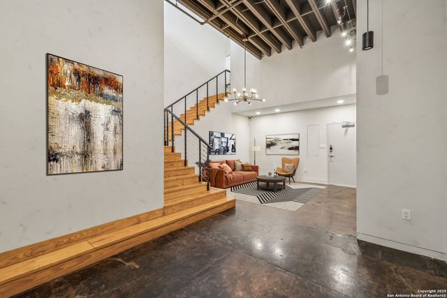 212 Madison Apt 7, San Antonio, TX 78204