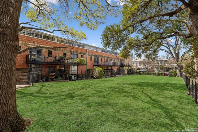 212 Madison Apt 7, San Antonio, TX 78204