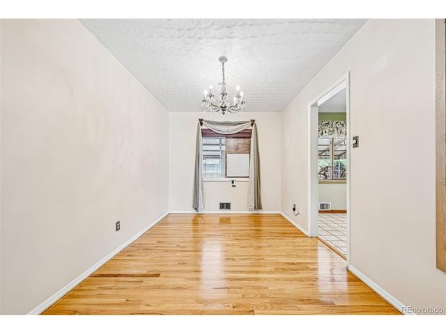10209 W 68th Ave, Arvada, CO 80004