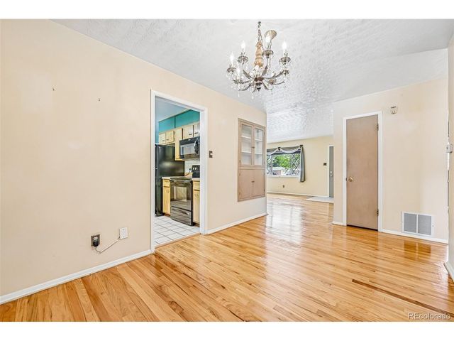 10209 W 68th Ave, Arvada, CO 80004