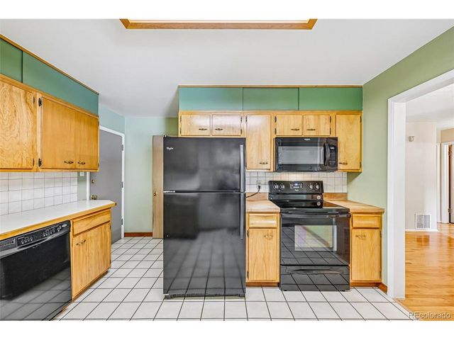 10209 W 68th Ave, Arvada, CO 80004