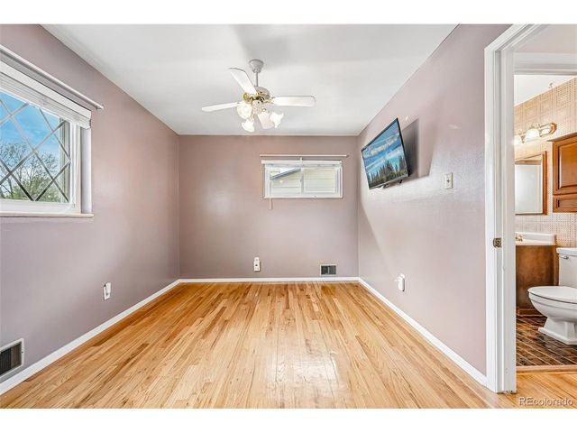 10209 W 68th Ave, Arvada, CO 80004