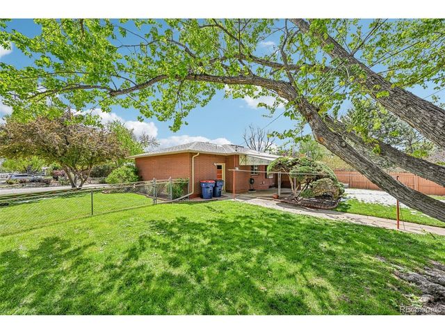 10209 W 68th Ave, Arvada, CO 80004